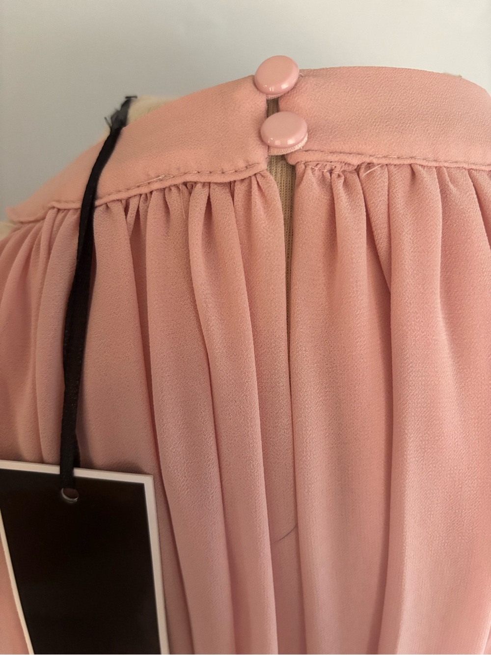 Italian Flowing sleeveless Maxi dress in Blush Pink - Picture 6 of 7